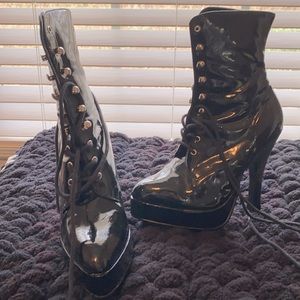 Black patent platform boots